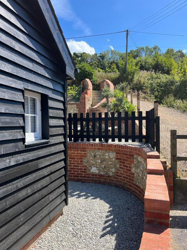 The Lydden Bell Bed and Breakfast Exteriör bild